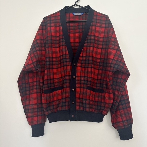 Vintage Pendleton Cardigan Jacket Mens XL Red Black Plaid Wool USA 80s Western - Picture 7 of 16